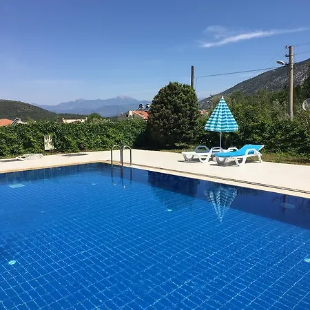 Lejlighed 3 Bedrooms In Oeluedeniz, Ovacik *